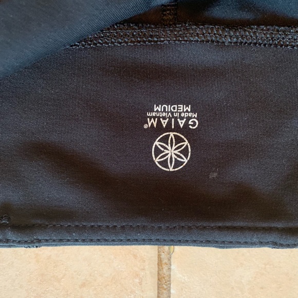 Capris - Picture 4 of 4